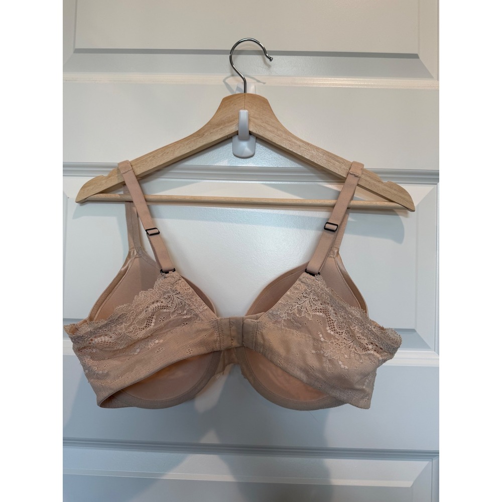 Spanx Undietectable Lace Underwire Bra Nude Beige 34D Full Coverage Molded Cup